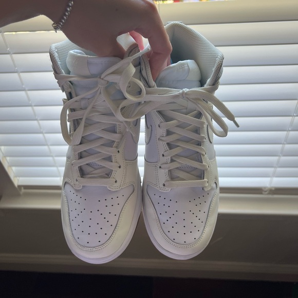 Nike High Top Dunks - Picture 3 of 3